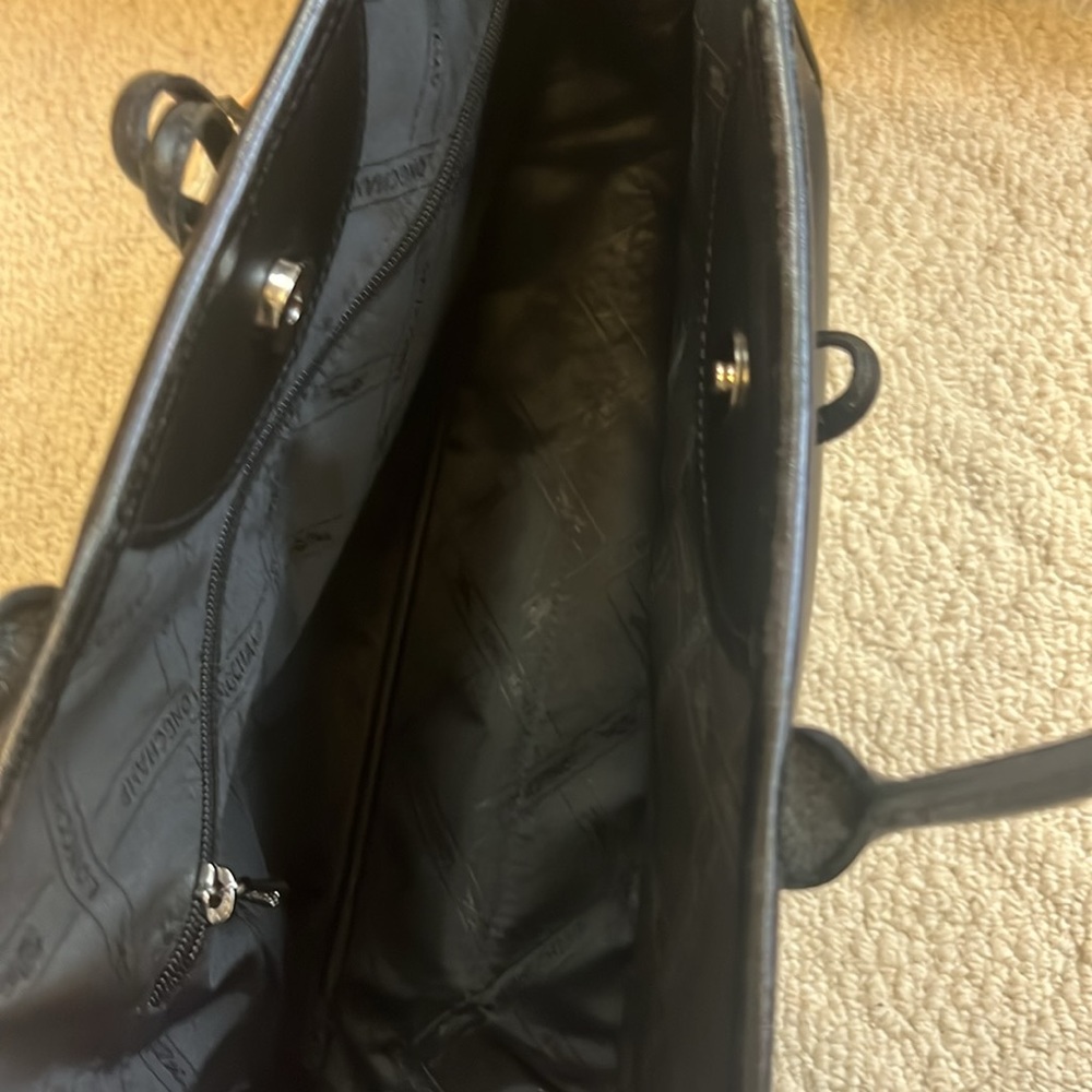 Authentic Longchamp black leather tote bag with silver hardware - Picture 11 of 16
